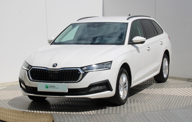 ŠKODA Octavia IV Combi Ambition vehicle-image