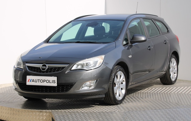 OPEL Astra ST 20 rokov vehicle-image
