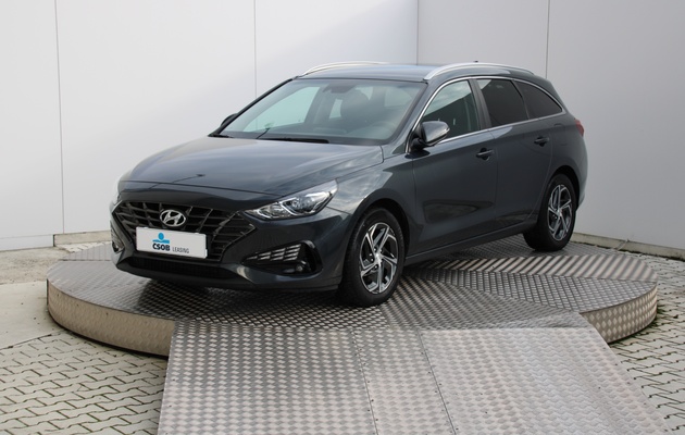 HYUNDAI i30 CW Family vehicle-image