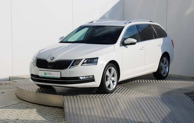 ŠKODA Octavia III COMBI Style vehicle-image