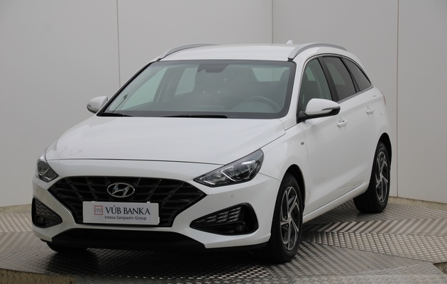 HYUNDAI i30 CW Family vehicle-image