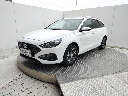 HYUNDAI i30 Kombi Family vehicle-image
