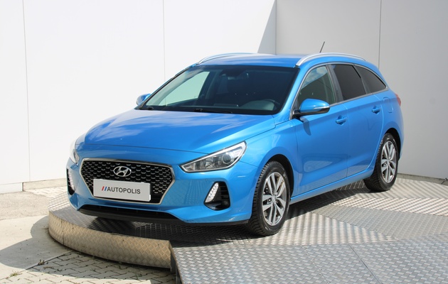 HYUNDAI i30 CW Family vehicle-image