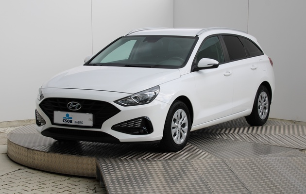 HYUNDAI i30 CW Comfort vehicle-image