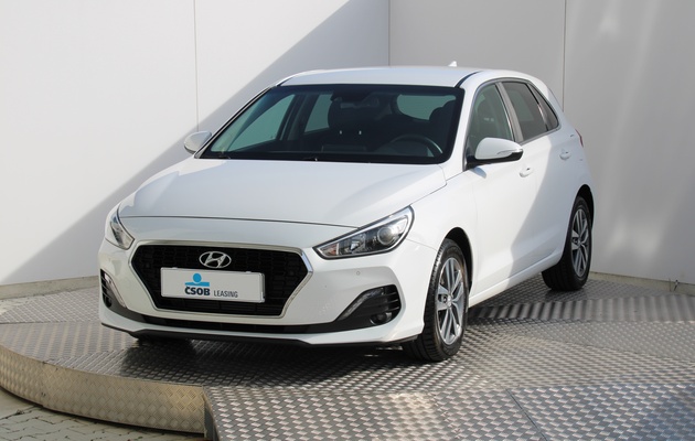 HYUNDAI i30 Family vehicle-image