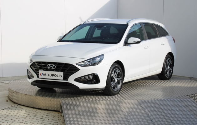 HYUNDAI i30 CW Family vehicle-image