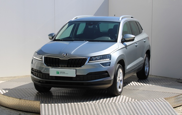 ŠKODA Karoq Live Plus vehicle-image