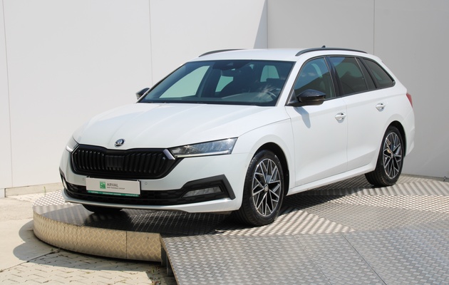 ŠKODA Octavia Combi Ambition vehicle-image