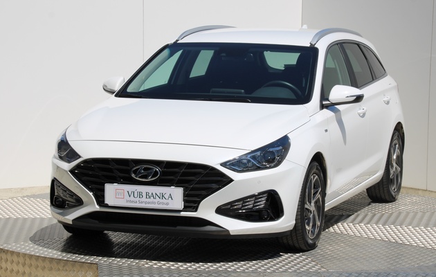 HYUNDAI i30 CW Family vehicle-image