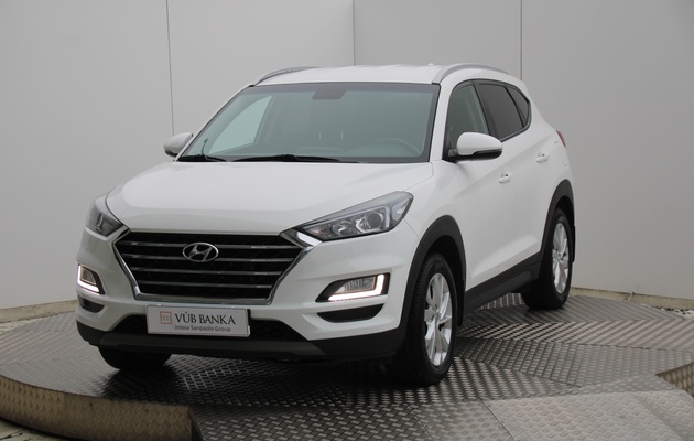 HYUNDAI Tucson Family vehicle-image