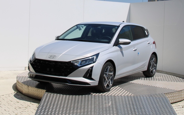 HYUNDAI i20 FL Style (MY25) vehicle-image