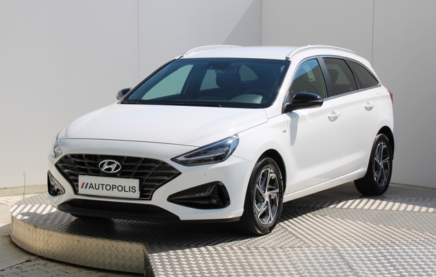 HYUNDAI i30 CW Play vehicle-image