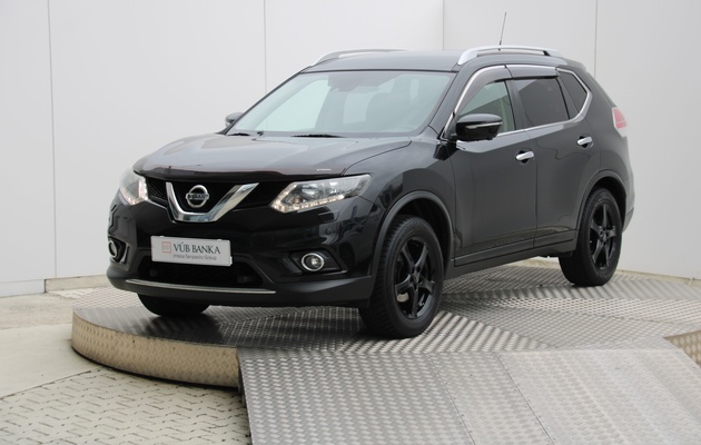 NISSAN X-Trail vehicle-image