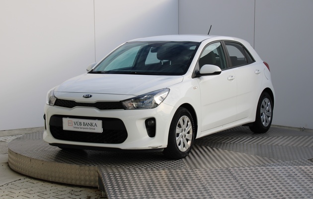 KIA Rio vehicle-image
