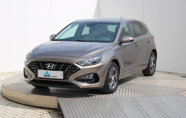 HYUNDAI i30 Family vehicle-image