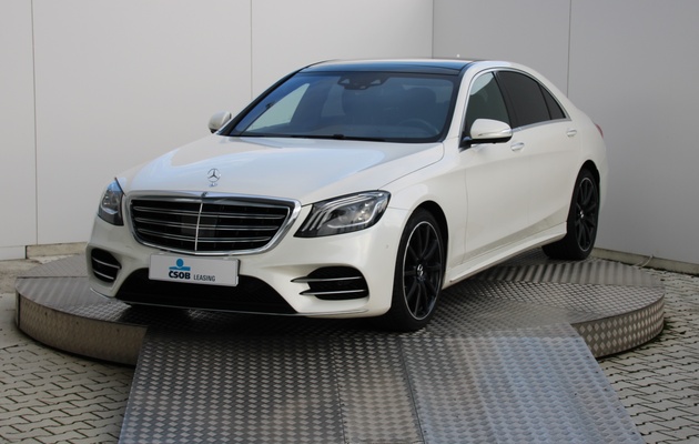 Mercedes-Benz S 450 4Matic vehicle-image
