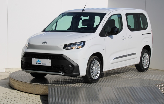 TOYOTA Proace City Verso vehicle-image