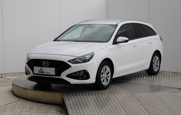 HYUNDAI i30 CW Comfort vehicle-image