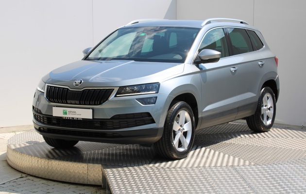 ŠKODA Karoq LIVE vehicle-image