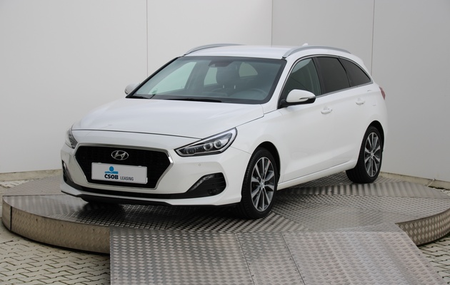 HYUNDAI i30 CW Style vehicle-image