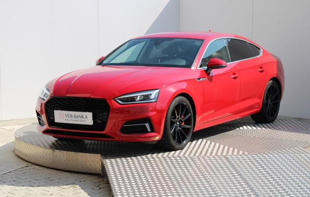 AUDI A5 Sportback 40 vehicle-image