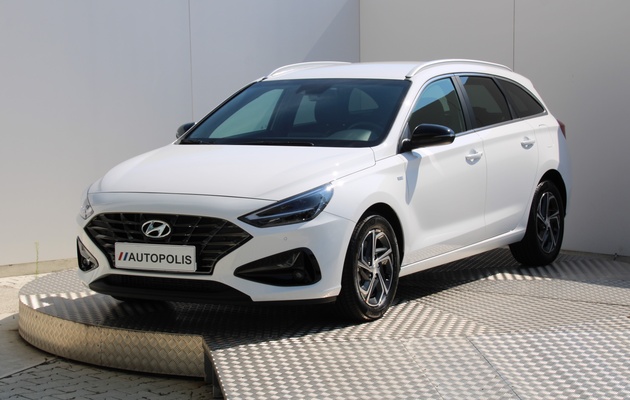 HYUNDAI i30 CW Play vehicle-image