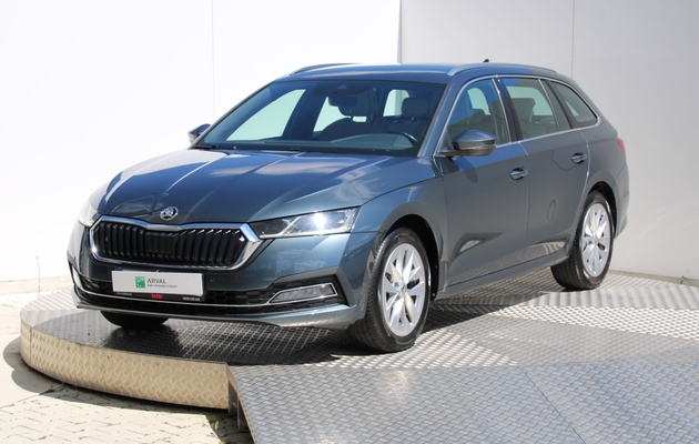 ŠKODA Octavia IV Combi Style vehicle-image