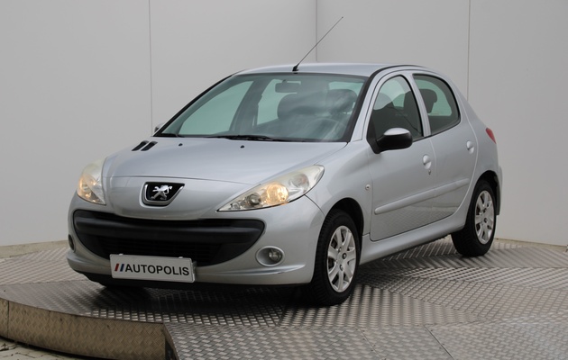 PEUGEOT 206+ vehicle-image