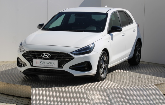 HYUNDAI i30 Play vehicle-image