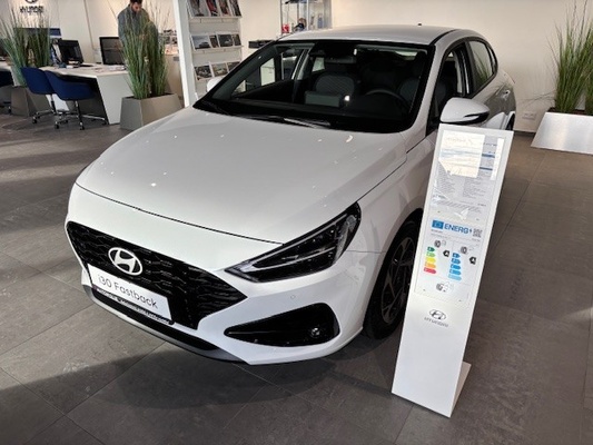 HYUNDAI i30 FL II Fastback Comfort+ vehicle-image