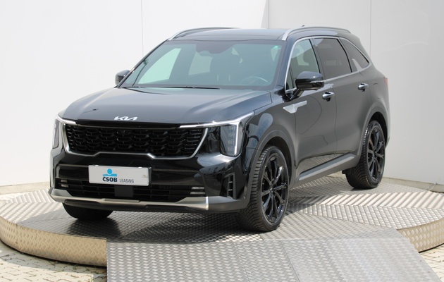 KIA Sorento Platinum vehicle-image