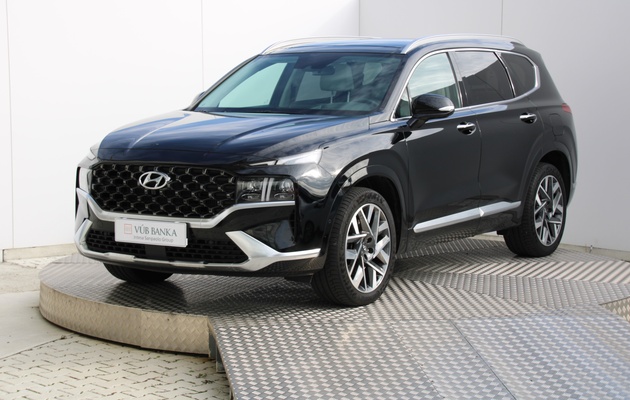 HYUNDAI Santa Fe Premium + Luxury Pack vehicle-image