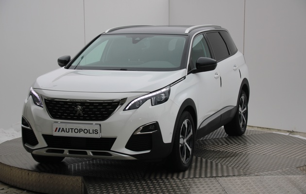 PEUGEOT 5008 vehicle-image