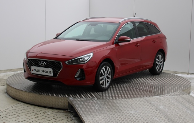 HYUNDAI i30 CW Family vehicle-image