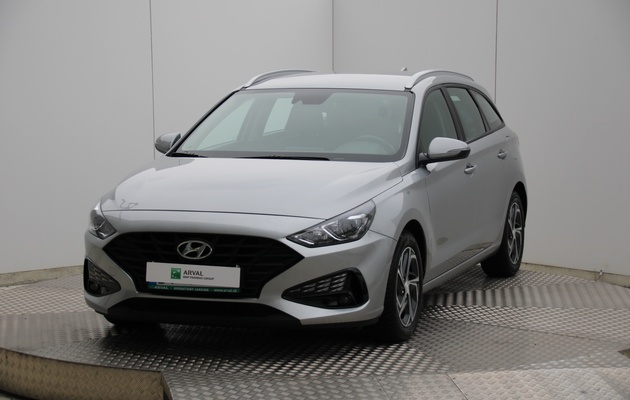 HYUNDAI i30 CW Comfort vehicle-image