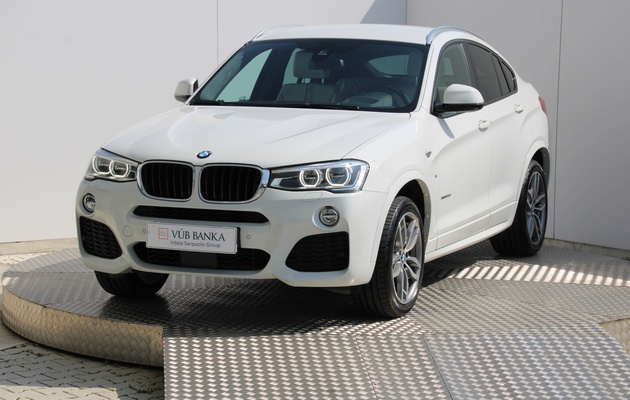 BMW X4 M vehicle-image
