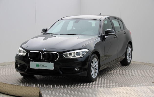 BMW 118d X-Drive Advantage vehicle-image