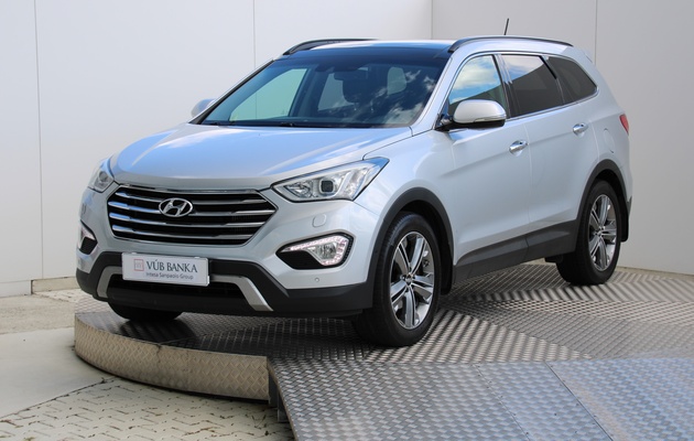 HYUNDAI Grand Santa Fe Premium vehicle-image