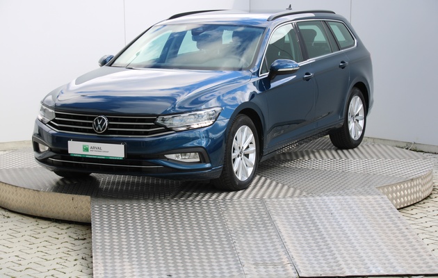 VOLKSWAGEN Passat Variant Business vehicle-image