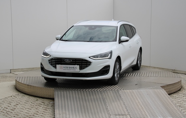 FORD Focus Combi Titanium vehicle-image