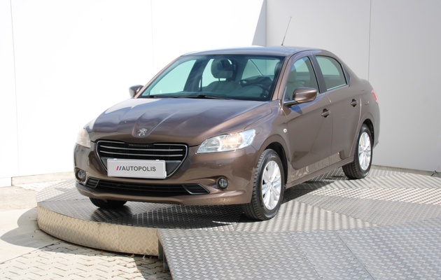 PEUGEOT 301 vehicle-image