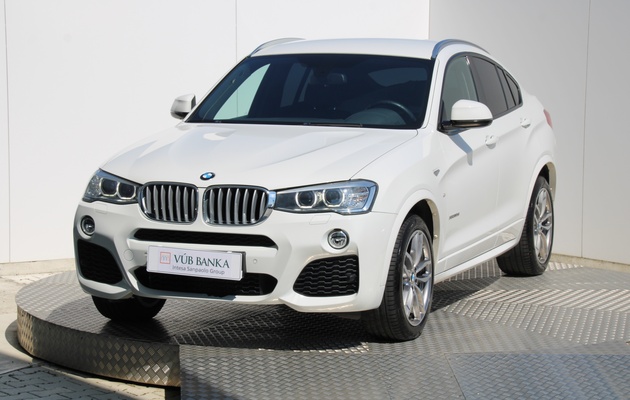 BMW X4 M vehicle-image