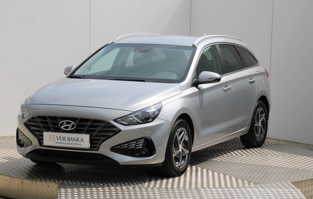 HYUNDAI i30 CW Family vehicle-image