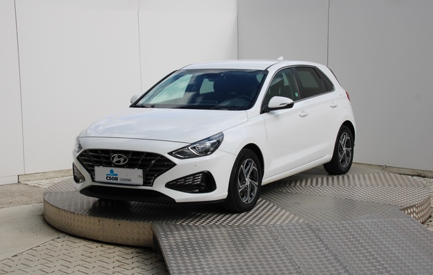 HYUNDAI i30 Family vehicle-image