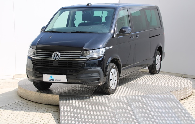 VOLKSWAGEN Caravelle vehicle-image