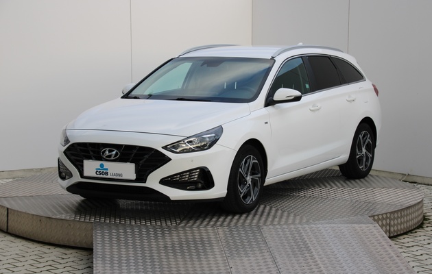 HYUNDAI i30 CW Family vehicle-image